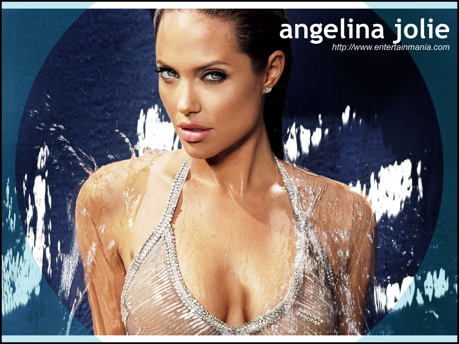 Angelina jolie