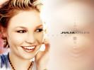 Julia stiles