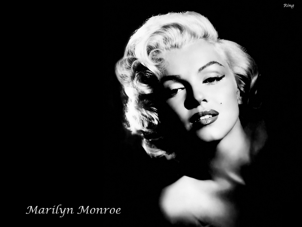 Marilyn Monroe - Wallpaper Actress
