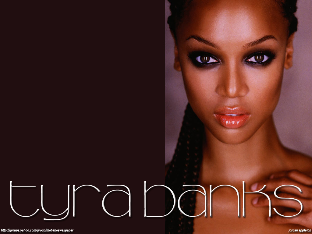 Tyra Banks - Wallpaper Actress